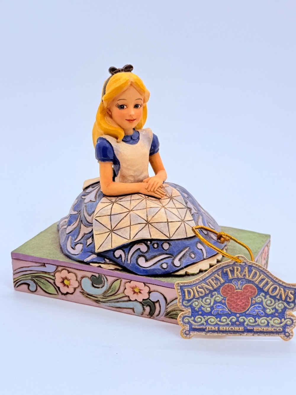Jim Shore Disney "Awaiting An Adventure" Alice In Wonderland Resin Figurine